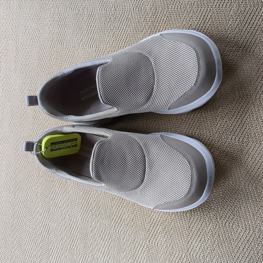 Skechers Size 7, Taupe Performance Shoes